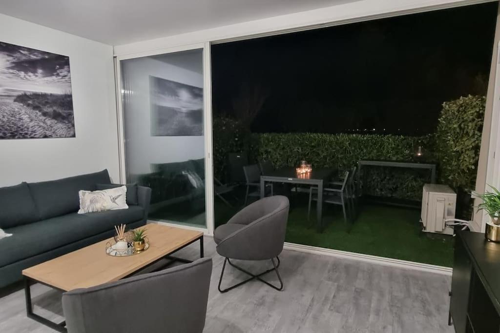 Le Neuburg Sur La Plage Vue Mer Climatisation Piscine Parking Сет Екстериор снимка